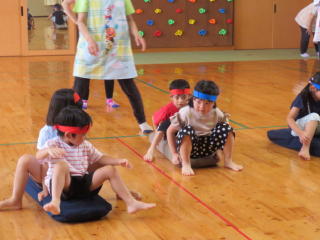 ���y���݉�